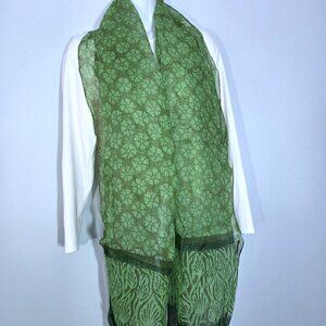 NWOT Sevya Green & Dark Beige Geometric Print Lightweight Scarf
